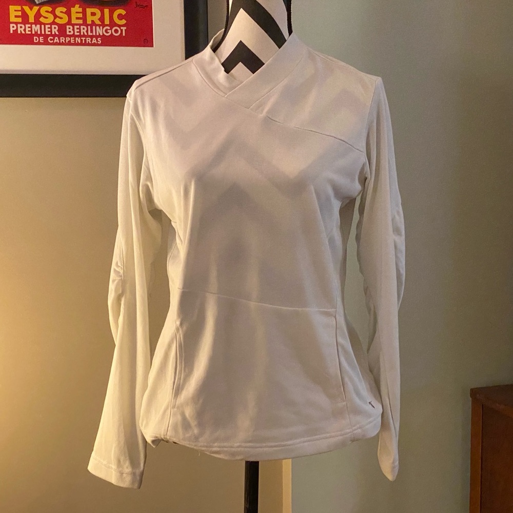Columbia Titanium long sleeve cream dry-fit athletic top with front pocket